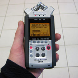 EventStarts - RENT Zoom H4N Handy Multitrack Audio Recorder